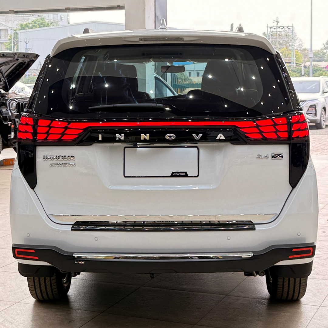 Alphard Style Tail Light for Innova Crysta